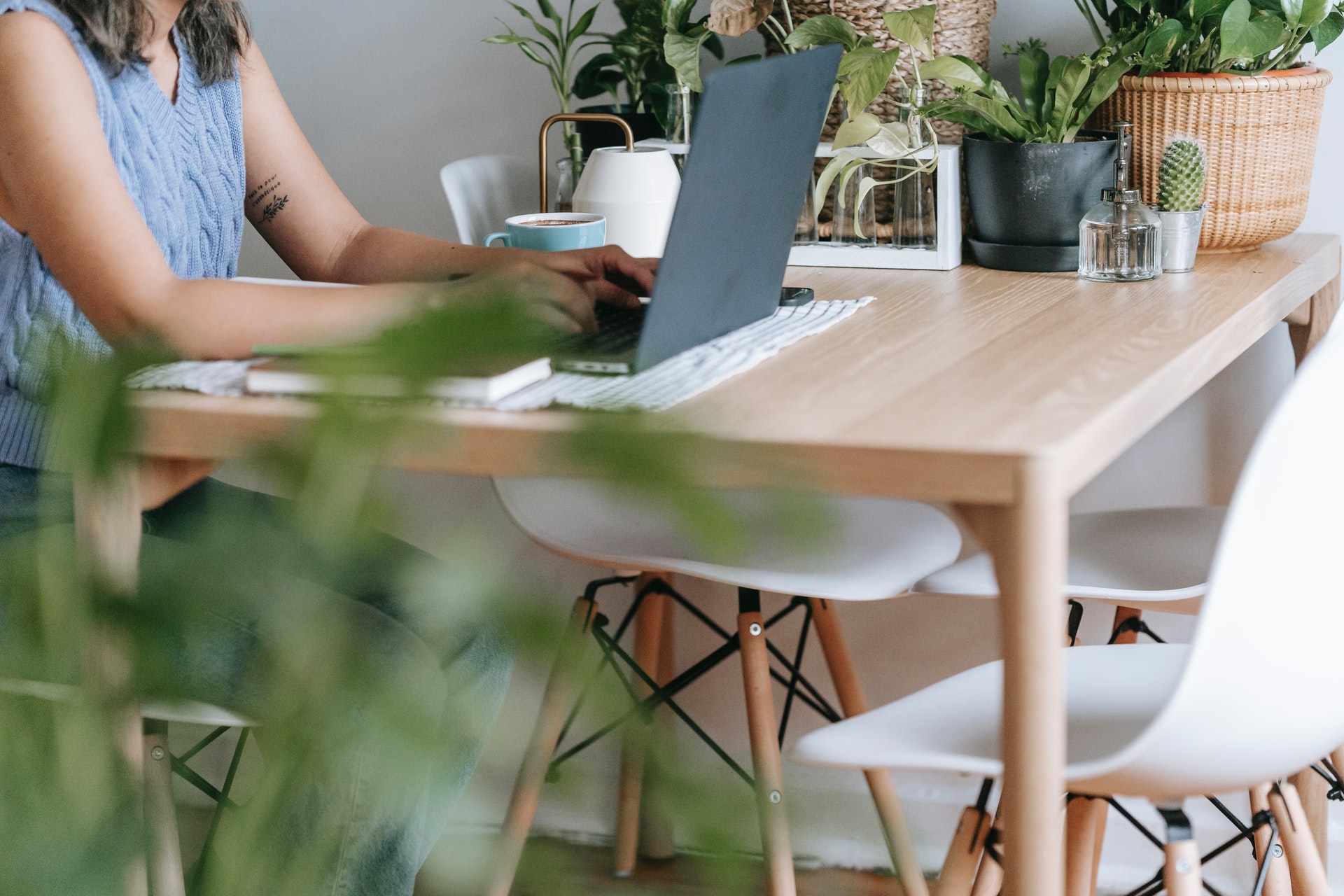 découvrez comment créer du contenu evergreen optimisé pour le seo, qui attire du trafic durable et améliore votre visibilité en ligne. apprenez des stratégies efficaces pour rédiger des articles intemporels qui continuent à générer des résultats sur le long terme.